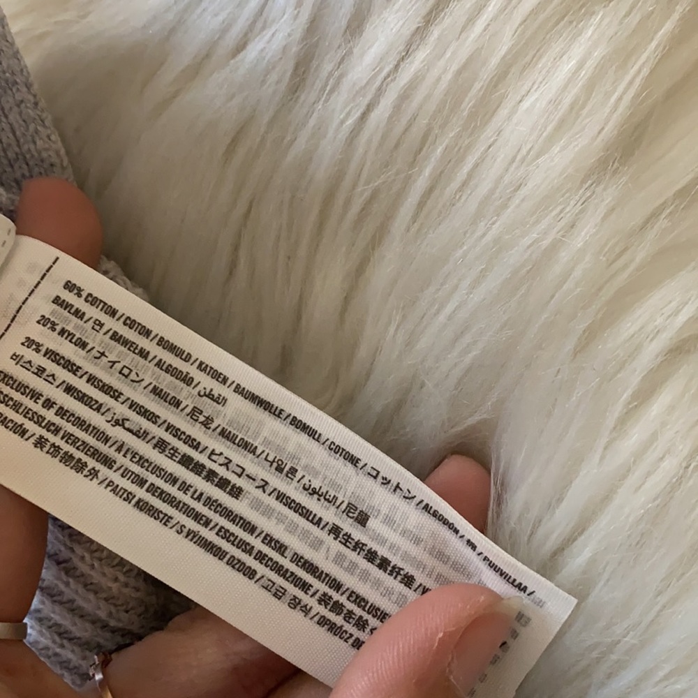 A B E R C R O M B I E & F I T C H Sweater - image 4